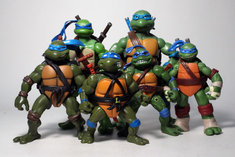 Toys 91088 Teenage Mutant Ninja Turtles Classic Collection Original Movie Leonardo Action Figure Playmates 